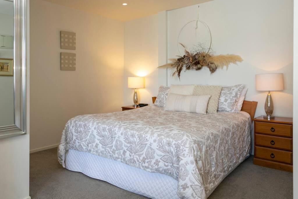 Waimahana - Luxury By The Lake Τούπο Εξωτερικό φωτογραφία